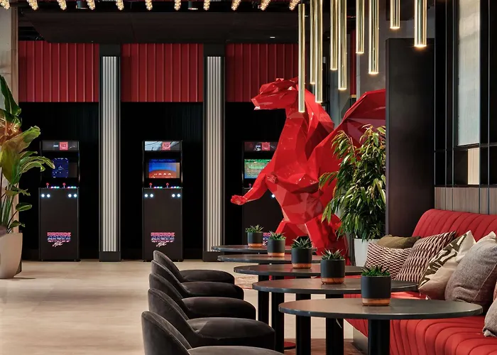 Radisson Red Hotel & Radisson Red Apartments, Cracovia